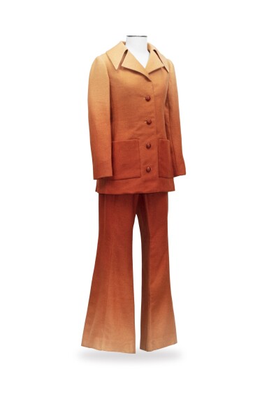 View full screen - View 1 of Lot 78. Roberto Capucci, Haute Couture, circa 1969, Wool jacket with wide pants | Veste et pantalon en lainage.