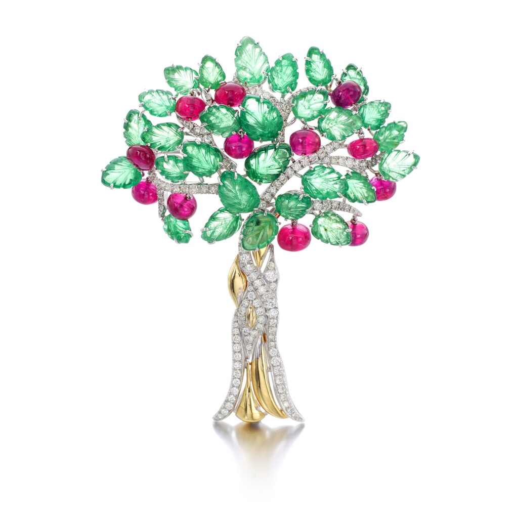 View full screen - View 1 of Lot 9. MICHELE DELLA VALLE | TSAVORITE GARNET, RUBY AND DIAMOND BROOCH.