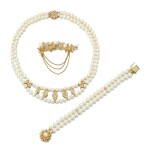 GROUP OF CULTURED PEARL AND DIAMOND JEWELLERY, MIKIMOTO | 養殖珍珠 配 鑽石 套裝, 御木本 ( Mikimoto )