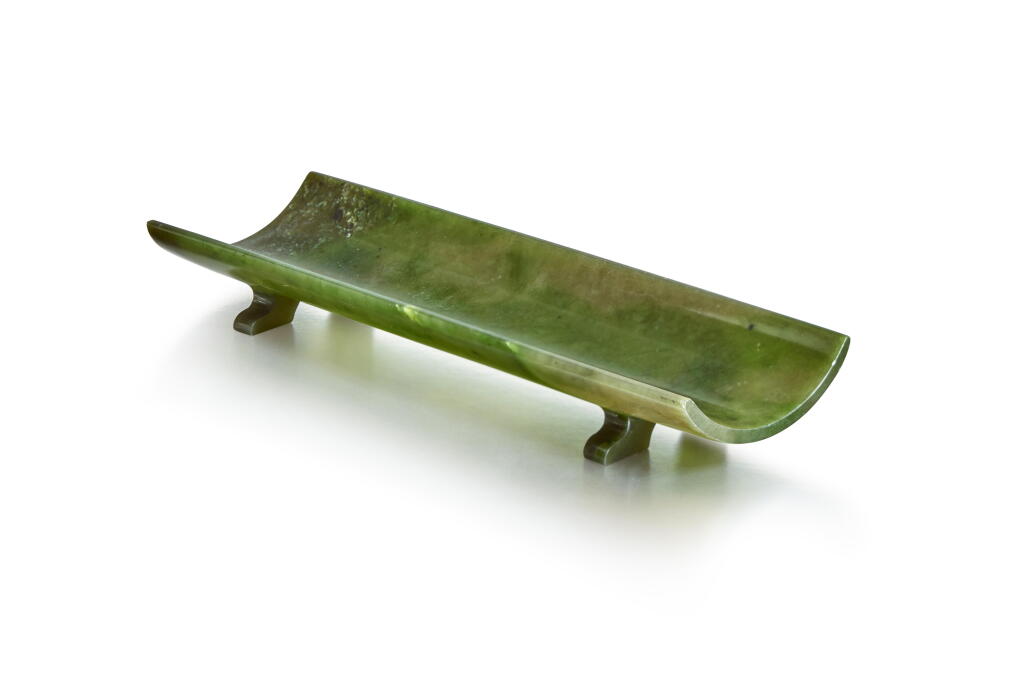 View full screen - View 1 of Lot 90. A Nephrite Penrest, Possibly by Fabergé, St Petersburg, circa 1900.