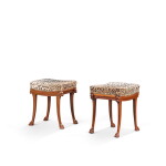 Paire de tabourets en acajou d'époque Empire, vers 1810, estampille de Jean-Pierre Louis