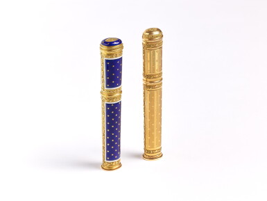 View full screen - View 1 of Lot 172. Two gold seal-cases, Paris, 1782-1789 | Deux étuis à cire en or, l’un émaillé, Paris, 1782-1789.