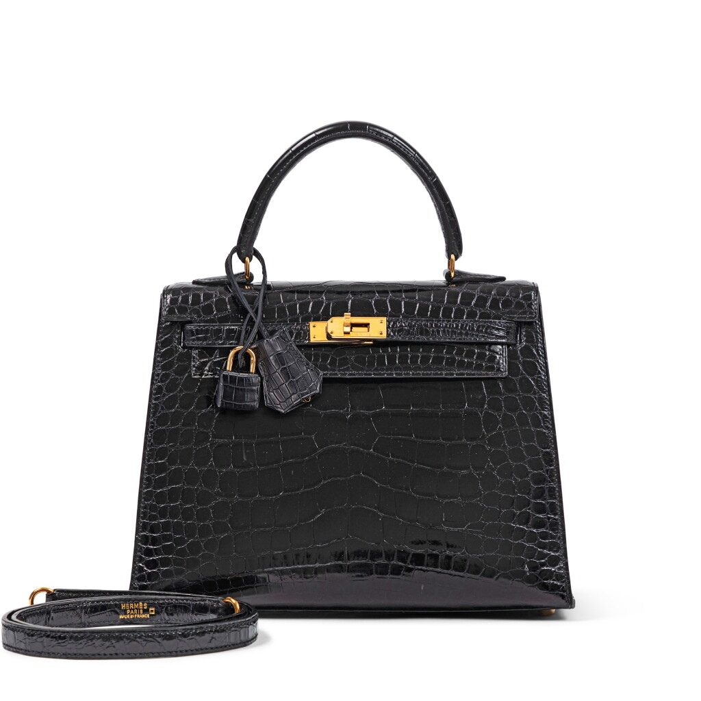 View full screen - View 1 of Lot 689. Vintage Black Shiny Niloticus Crocodile Kelly 25 Sellier Gold Hardware, 1998.