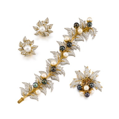 View full screen - View 1 of Lot 1712. Cultured Pearl and Diamond Parure| 蒂芙尼 Schlumberger 設計 | 養殖珍珠 配 鑽石 手鍊 及 耳夾 及 胸針套裝.