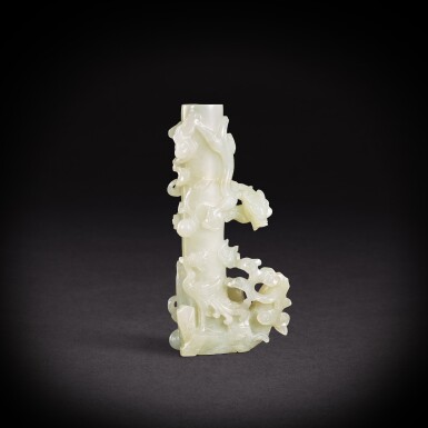 View full screen - View 1 of Lot 6920. A white jade 'dragon and phoenix' vase, Qing dynasty, 19th century | 清十九世紀 白玉龍鳳紋花插.