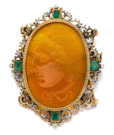 View full screen - View 1 of Lot 74. FILIPPO REGA (1761-1833), ITALIAN, ROME, EARLY 19TH CENTURY | INTAGLIO WITH MEDUSA.