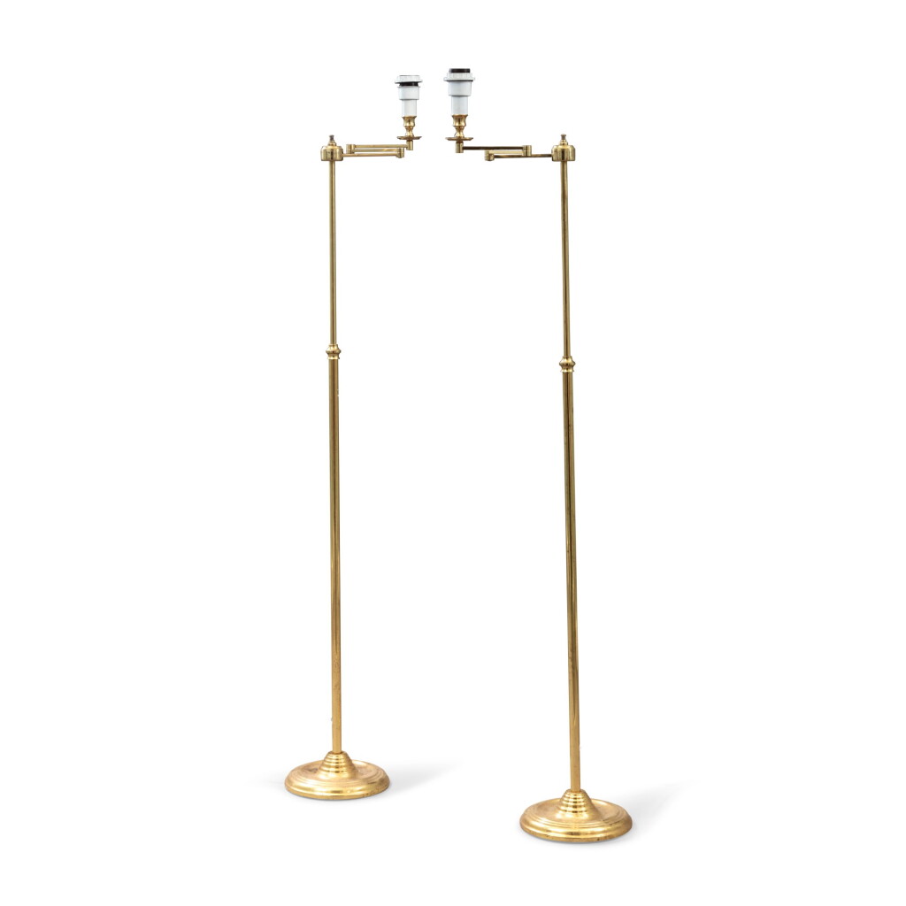 View full screen - View 1 of Lot 1047. A pair of reading lamps | Paire de liseuses.