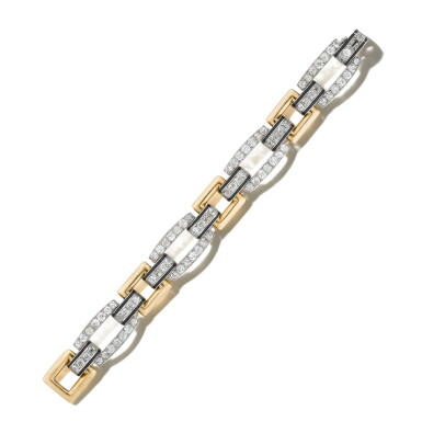 View full screen - View 1 of Lot 289. Bracelet diamants et émail | Diamond and enamel bracelet.