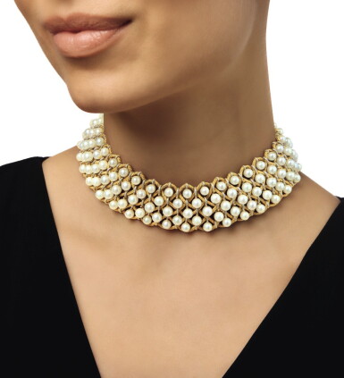 View full screen - View 1 of Lot 85. BUCCELLATI | TWO-COLORED GOLD AND CULTURED PEARL CHOKER.