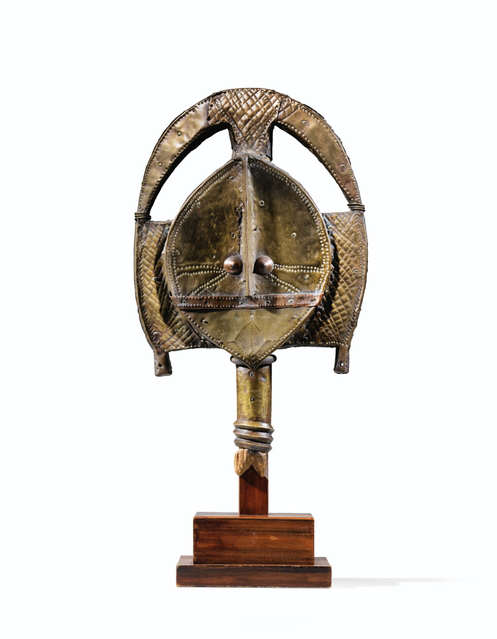View full screen - View 1 of Lot 40. FIGURE DE RELIQUAIRE, KOTA-OBAMBA, GABON | KOTA-OBAMBA RELIQUARY FIGURE, GABON .