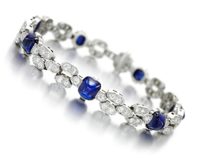 View full screen - View 1 of Lot 322. SAPPHIRE AND DIAMOND BRACELET.