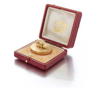 View full screen - View 1 of Lot 33. Pill box (Porta pillole).