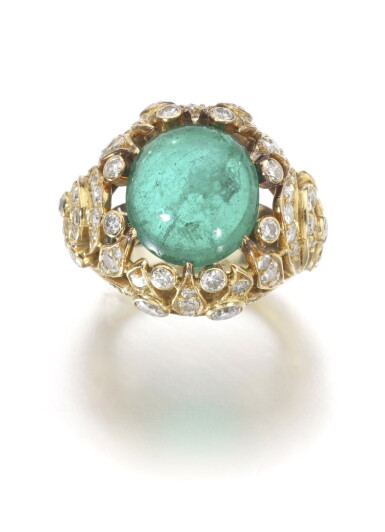 View full screen - View 1 of Lot 123. EMERALD AND DIAMOND RING.