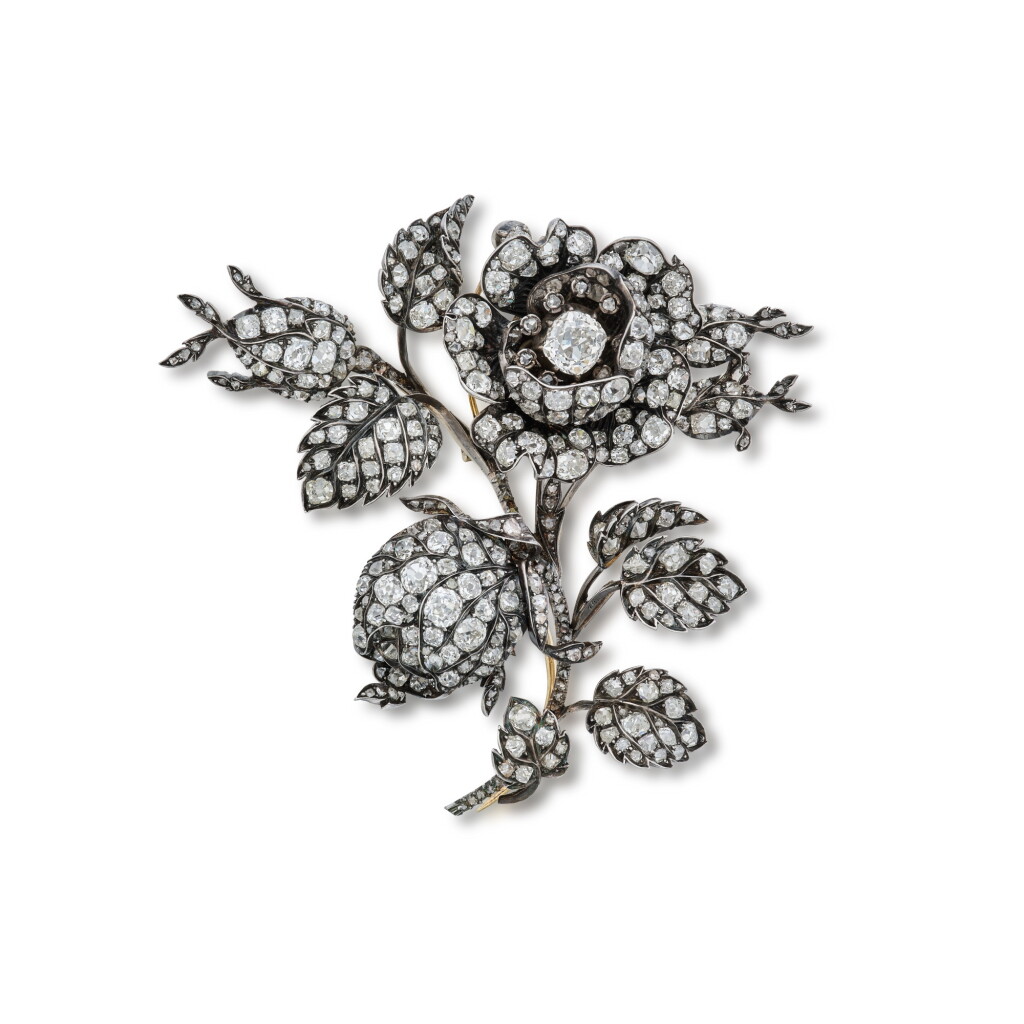 View full screen - View 1 of Lot 468. Diamond Brooch .
