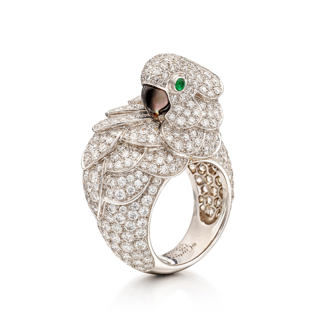 View full screen - View 1 of Lot 1349. DIAMOND, EMERALD AND MOTHER-OF-PEARL ‘LES OISEAUX LIBÉRÉS' RING | 卡地亞 |鑽石 配 祖母綠 及 貝母 'LES OISEAUX LIBÉRÉS' 戒指.