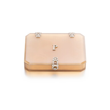 View full screen - View 1 of Lot 130. Agate and diamond cigarette case.