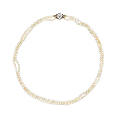 View full screen - View 1 of Lot 701. Collier de perles fines et diamant | Natural pearl and diamond necklace.