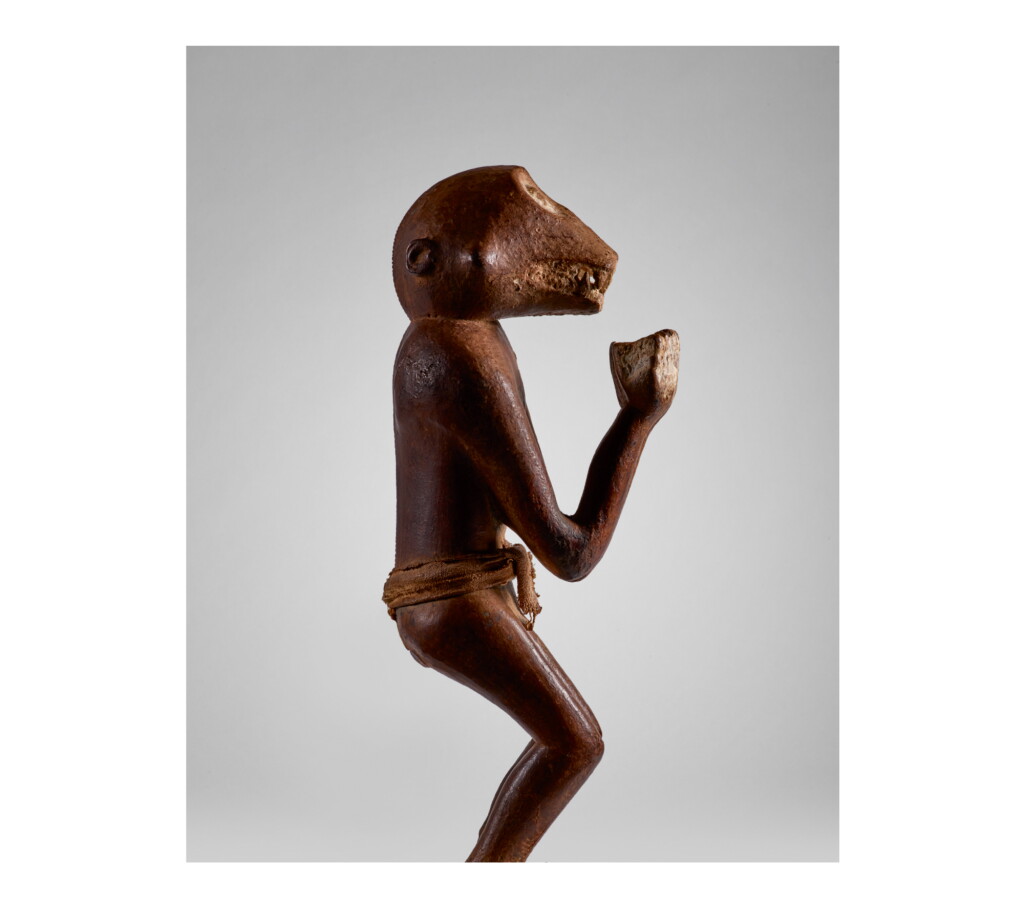 View full screen - View 1 of Lot 6. BAULE ZOOMORPHIC FIGURE, CÔTE D'IVOIRE.