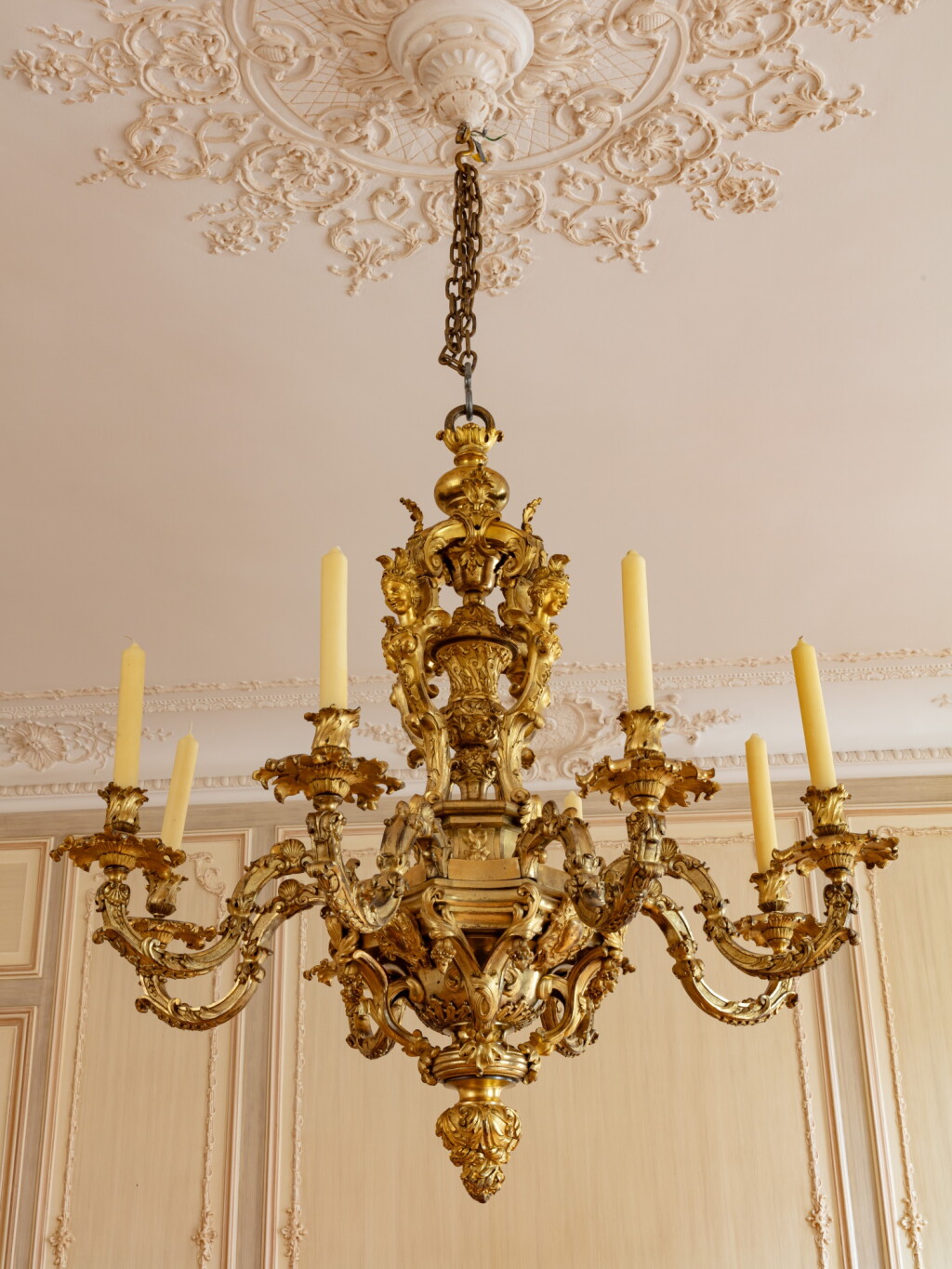 View full screen - View 1 of Lot 12. A Louis XV style eight-light gilt-bronze chandelier, after André-Charles Boulle, mid-19th century | Lustre de style Louis XV à huit bras de lumières en bronze doré d'après André-Charles Boulle, milieu XIXe siècle.