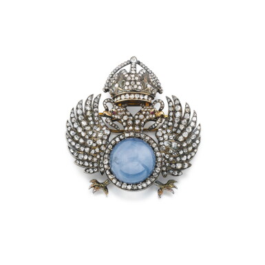 View full screen - View 1 of Lot 194. Broche saphir étoilé et diamants | Star sapphire and diamond brooch.