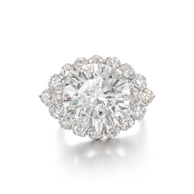 View full screen - View 1 of Lot 1688. Diamond Ring | 7.23克拉 圓形 N色 鑽石 戒指.