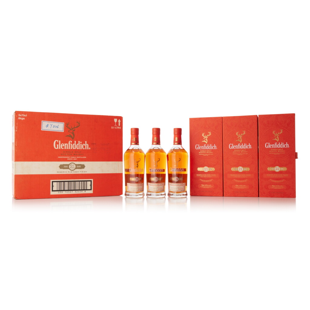 View full screen - View 1 of Lot 6157. Glenfiddich 21 Year Old Reserva Rum Cask Finish 40.0 abv NV (3 BT70).