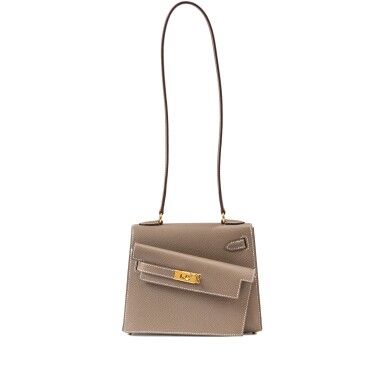 View full screen - View 1 of Lot 416. Etoupe Epsom Kelly Sellier 20 En Désordre 20 Gold Hardware, 2022.