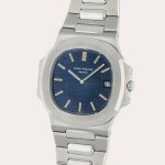 Nautilus 'Jumbo', Reference 3700/1A | A stainless steel wristwatch with date, bracelet and cork presentation case | Circa 1978