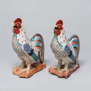 View full screen - View 1 of Lot 64. A PAIR OF KAKIEMON MODELS OF COCKERELS, EDO PERIOD, LATE 17TH CENTURY.