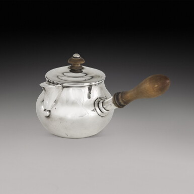 View full screen - View 1 of Lot 398. An Indian Colonial silver brandy warmer, Mathies & Barron, Bombay, circa 1830.