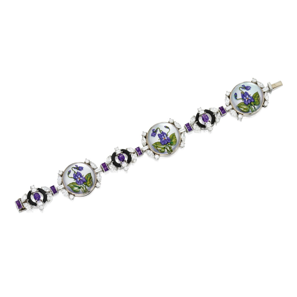 View full screen - View 1 of Lot 476. AMETHYST, CRYSTAL, ONYX, MOTHER-OF-PEARL AND DIAMOND BRACELET, RAYMOND YARD | 紫水晶配水晶、縞瑪瑙、珍珠母及鑽石手鏈,Raymond Yard.