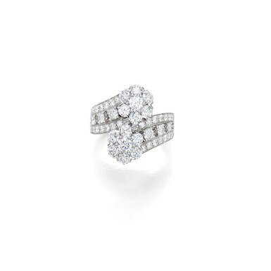 View full screen - View 1 of Lot 198. Van Cleef & Arpels | Diamond 'Snowflake' Ring, France.