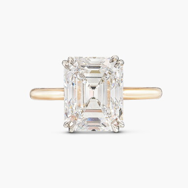 View full screen - View 1 of Lot 1661. Diamond Ring | 4.62克拉 方形 D色 内部無瑕 鑽石 戒指.
