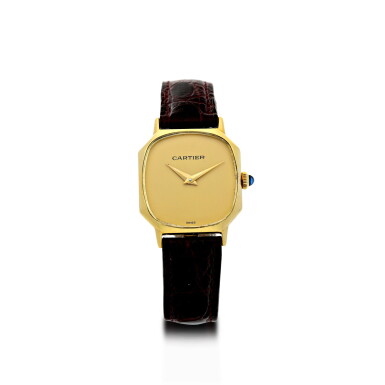 View full screen - View 1 of Lot 310. CARTIER | A YELLOW GOLD OCTAGONAL WRISTWATCH, CIRCA 1990.