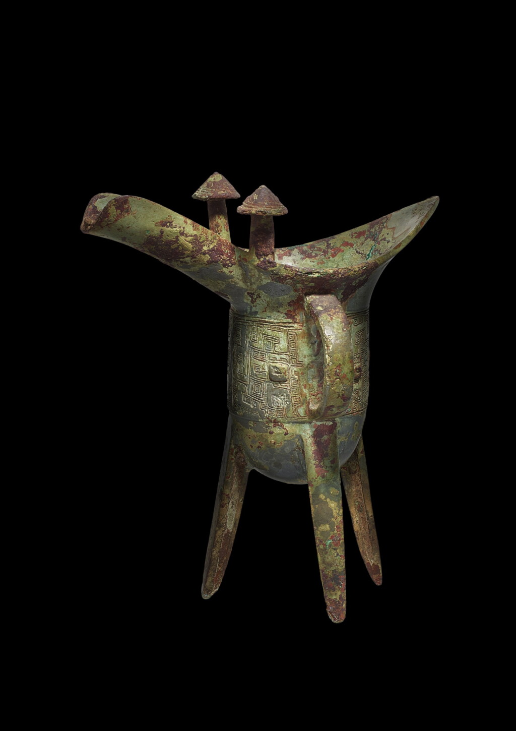 View full screen - View 1 of Lot 3607. An inscribed archaic bronze ritual wine vessel, jue, Shang dynasty, 12th - 11th century BC | 商 公元前十二至十一世紀 子丙爵.