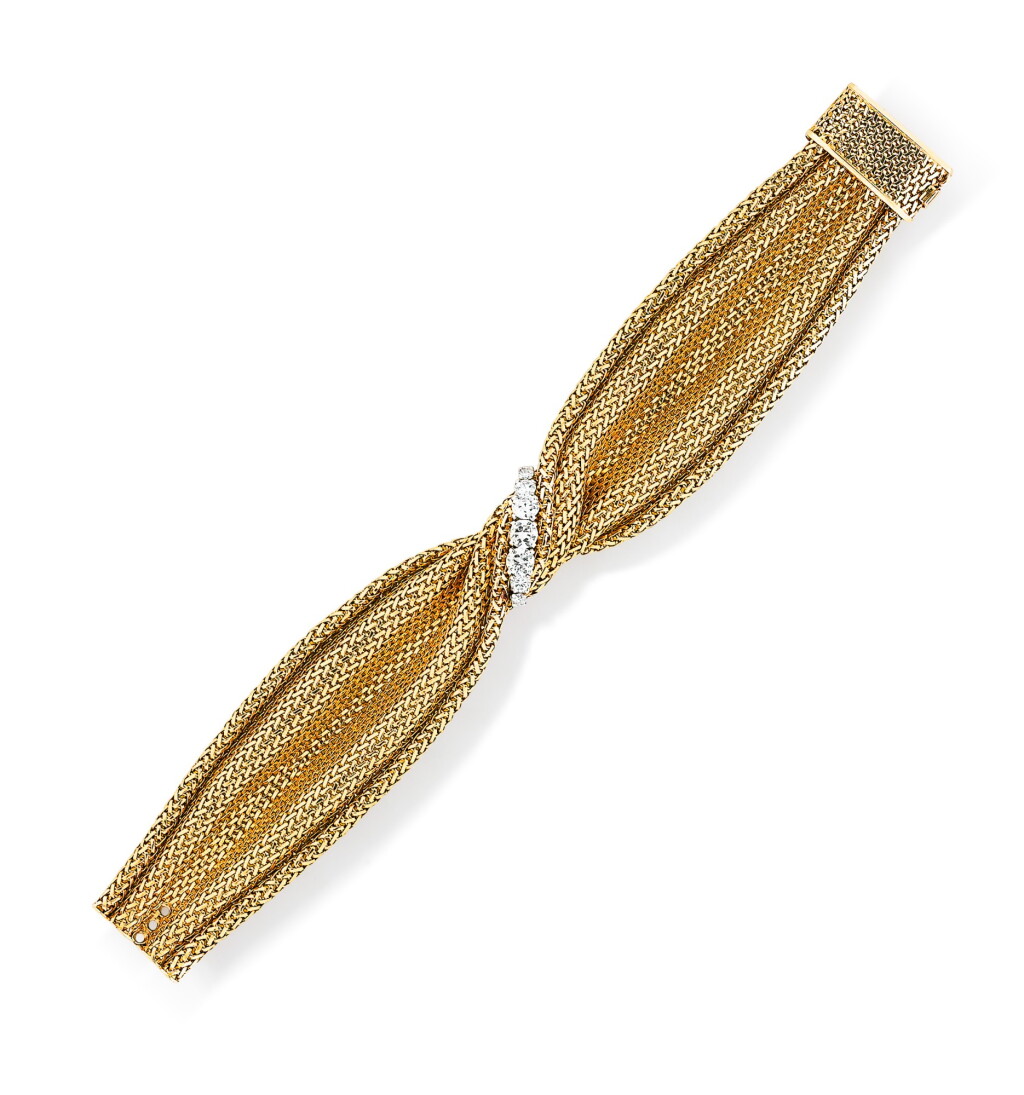 View full screen - View 1 of Lot 72. Bracelet or et diamants | Gold and diamond bracelet.