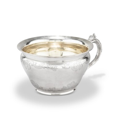 View full screen - View 1 of Lot 415. A silver chamber pot, Jean-Baptiste-Gustave Odiot, Paris, circa 1860 | Pot de chambre en argent par Jean-Baptiste-Gustave Odiot, Paris, vers 1860.