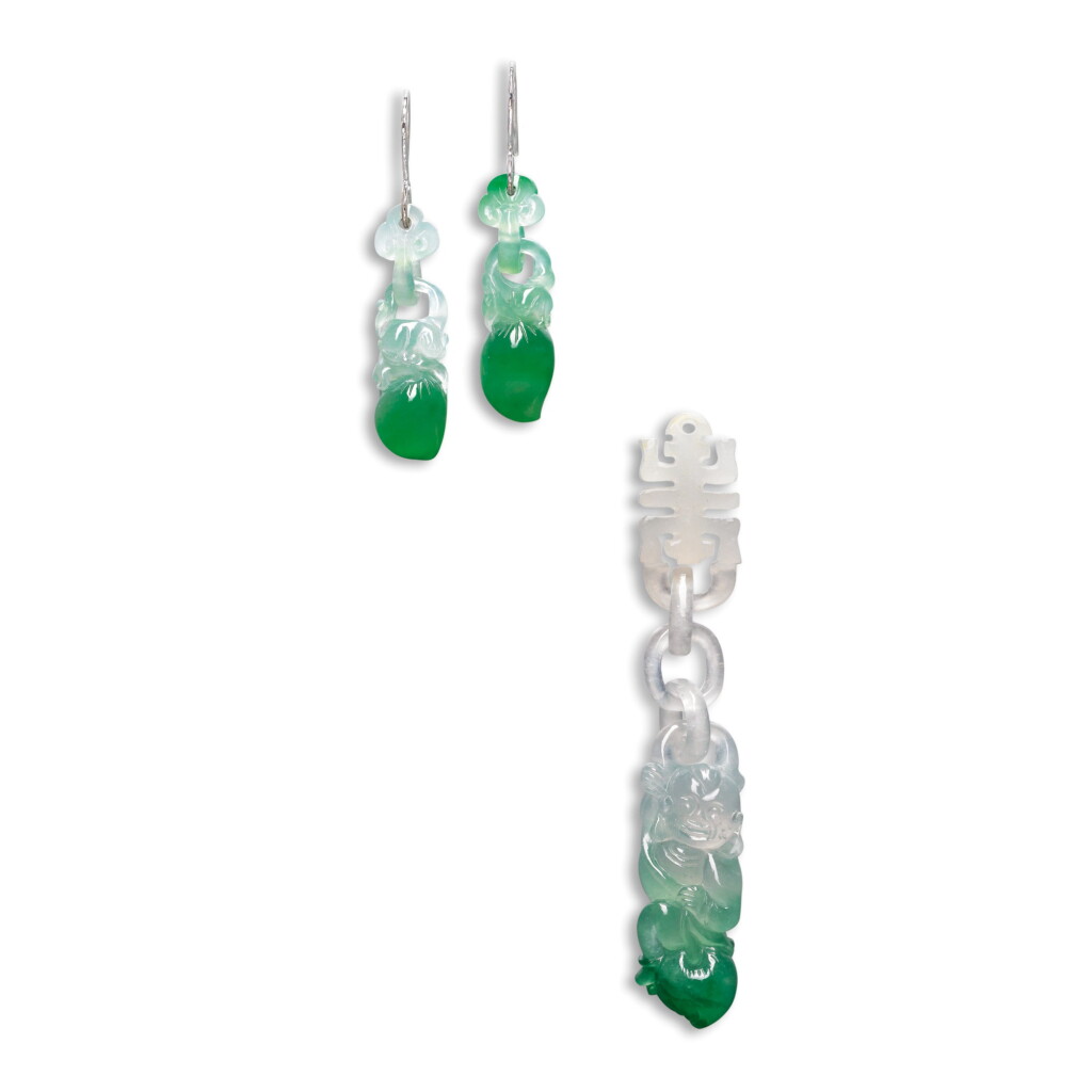 View full screen - View 1 of Lot 1767. JADEITE PENDANT; AND PAIR OF PENDENT EARRINGS 天然翡翠吊墜; 及 吊耳環一對.