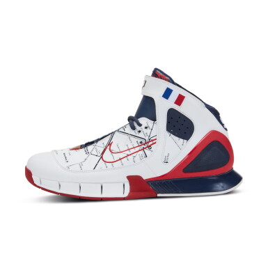 View full screen - View 1 of Lot 62. Nike Air Zoom Huarache 2K5 Tony Parker FIBA Player Exclusive | Size 11.5.