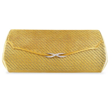 View full screen - View 1 of Lot 54. POCHETTE DU SOIR ET DIAMANTS | GOLD AND DIAMOND EVENING CLUTCH .