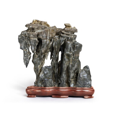 View full screen - View 1 of Lot 811. A 'Lingbi' scholar's rock, Qing dynasty | 清 靈璧供石.