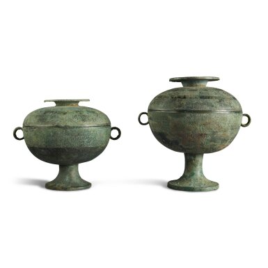 View full screen - View 1 of Lot 47. Two archaic bronze ritual vessels and covers (Dou), Eastern Zhou dynasty, Spring and Autumn period | 東周 春秋 青銅交龍紋豆一組兩件.