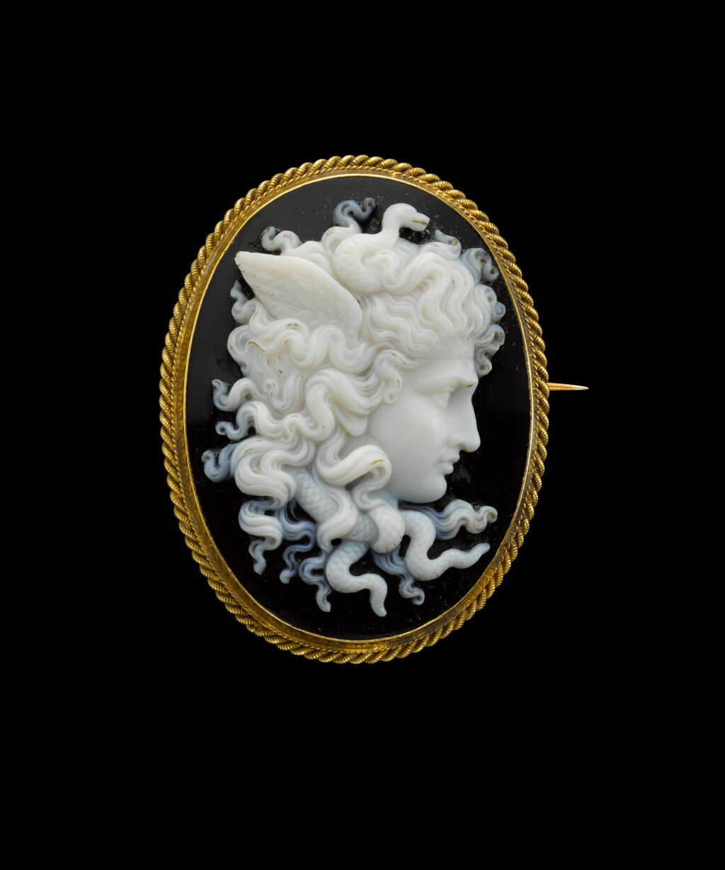 View full screen - View 1 of Lot 80. ATTRIBUTED TO LUIGI SAULINI (1819-1883) ITALIAN, ROME, MID-19TH CENTURY | CAMEO WITH MEDUSA.