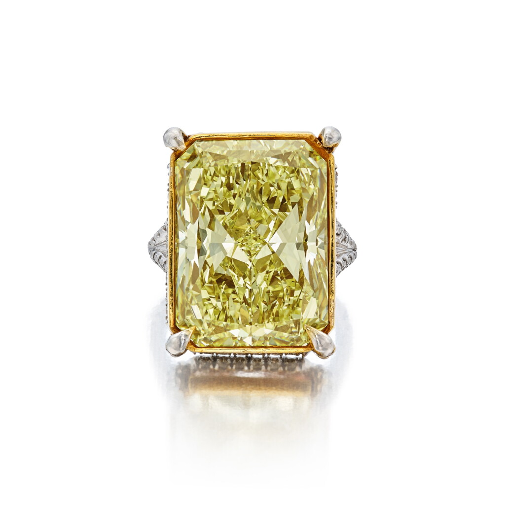 全螢幕檢視 - 查看44Fancy Yellow Diamond and Diamond Ring的1