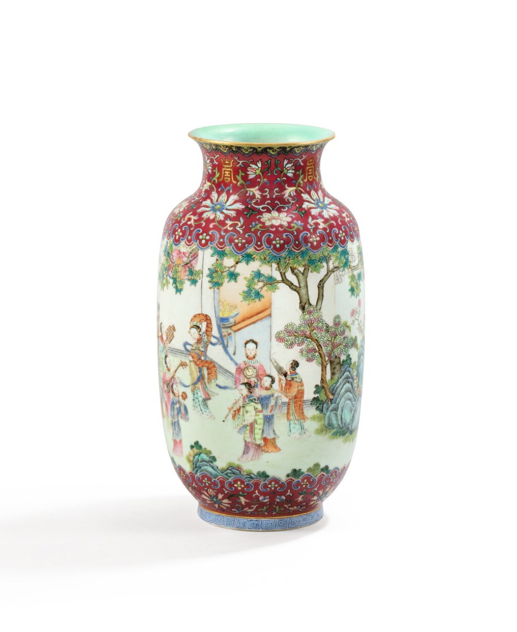 View full screen - View 1 of Lot 52. RARE VASE LANTERNE EN PORCELAINE DE LA FAMILLE ROSE À FOND RUBIS MARQUE ET ÉPOQUE JIAQING | 清嘉慶 胭脂紅地粉彩人物故事圖燈籠瓶 《大清嘉慶年製》款 | A rare Famille-Rose 'Ladies of the Han palace' lantern-shaped vase, Jiaqing seal mark and period.