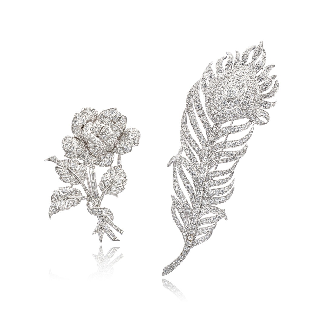 View full screen - View 1 of Lot 1924. Two Diamond Brooches | 鑽石 胸針兩枚.
