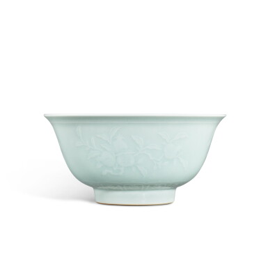 View full screen - View 1 of Lot 5572. A celdaon-glazed 'sanduo' bowl, Mark and period of Yongzheng | 清雍正 粉青釉三多紋盌 《大清雍正年製》、《覺生常住》款.