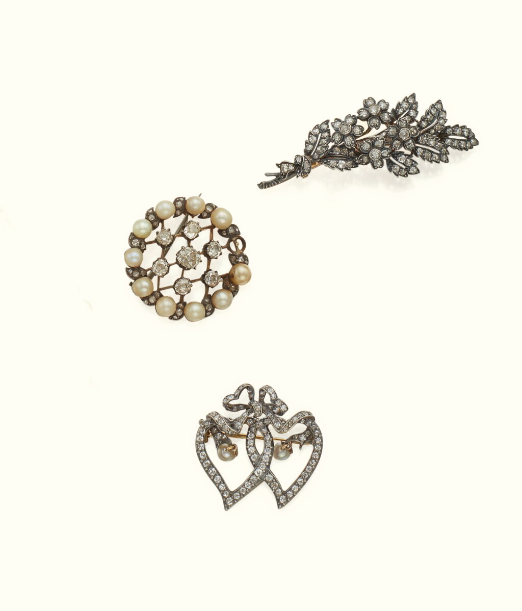 View full screen - View 1 of Lot 43. THREE VICTORIAN DIAMOND BROOCHES, LATE 19TH CENTURY.