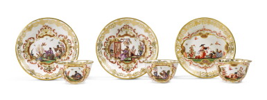 View full screen - View 1 of Lot 174. A pair of Meissen porcelain chinoiserie teabowls and saucers, Circa 1725.