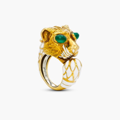View full screen - View 1 of Lot 1379. Gold, Chrysoberyl and Enamel Ring | K金 配 金綠寶石 及 琺瑯彩 戒指.